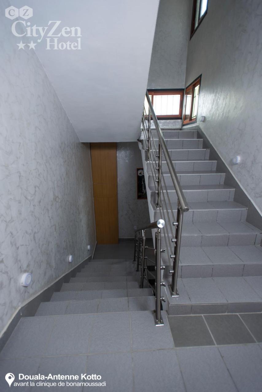 Cityzen Hotel Douala Exterior photo